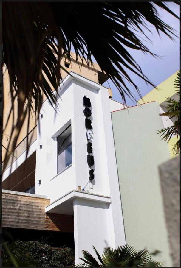 Hotel Morfeus Durrës Exteriör bild